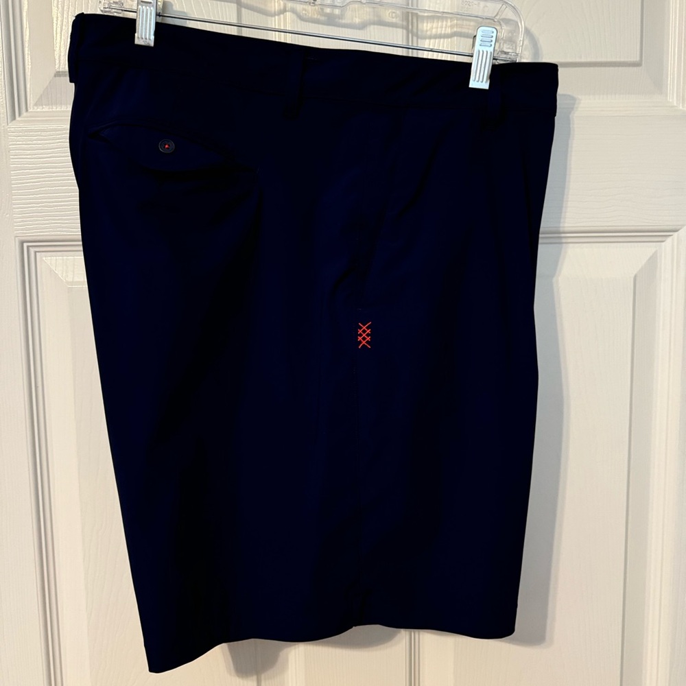 Rhone 8” Resort Short, Blue, Size 40, EUC